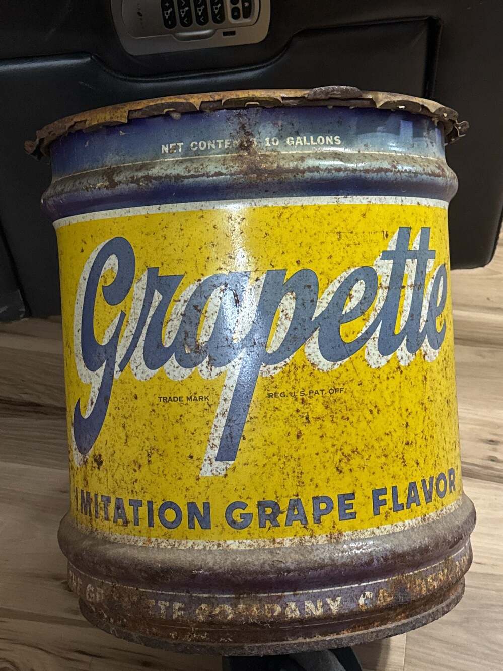 Vintage Grapette Soda Barrel 10 Gallon Original